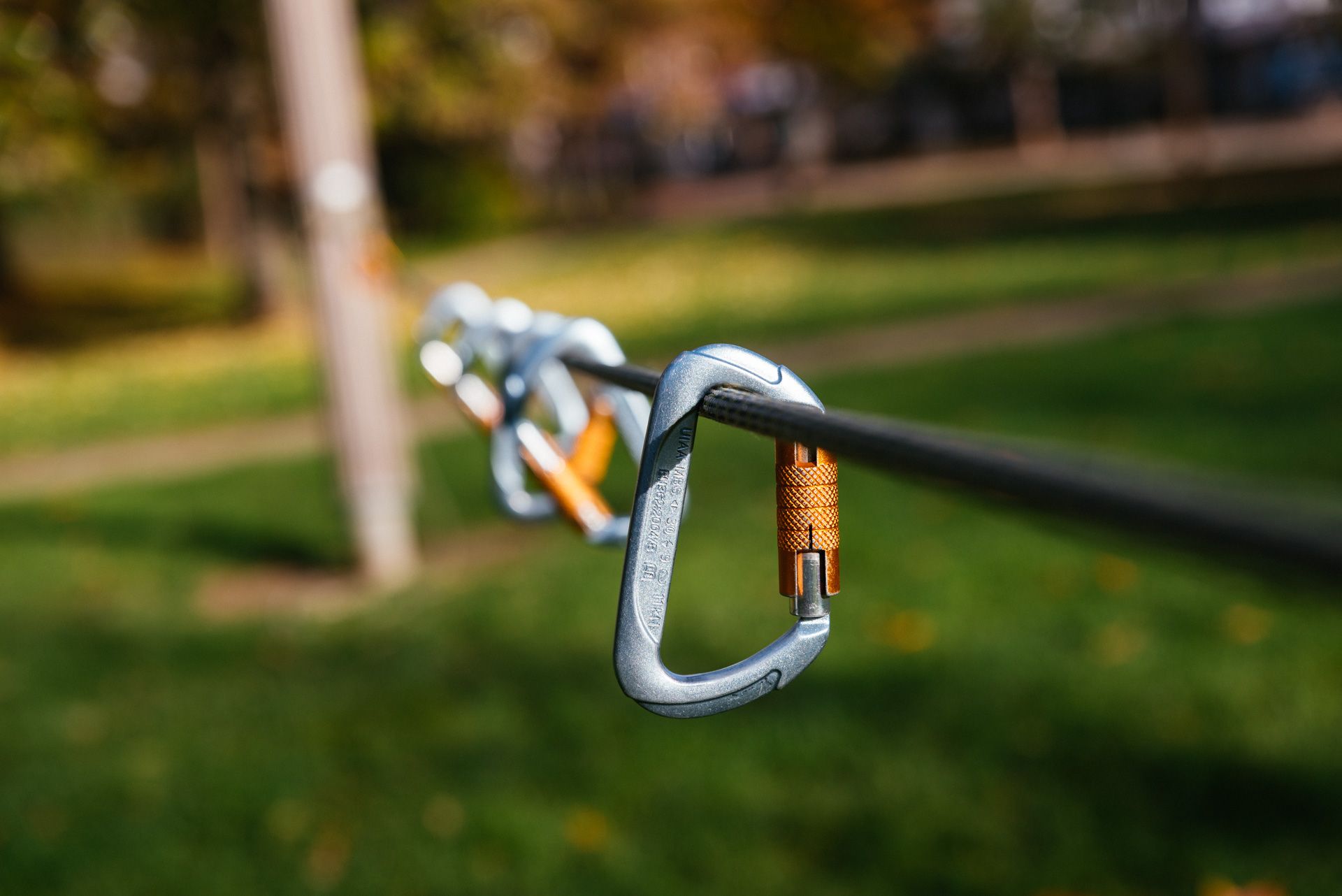 Kletterleine mit Karabiner - Kletterschule Kletterfuchs